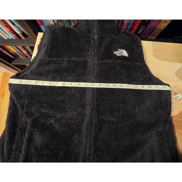 The North Face reversible vest black M/L puffer fleece unisex see measurements - Picture 6 of 8